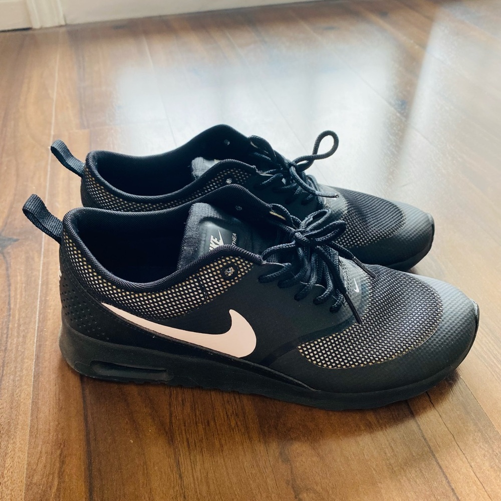 Women’s Nike Air Max Thea